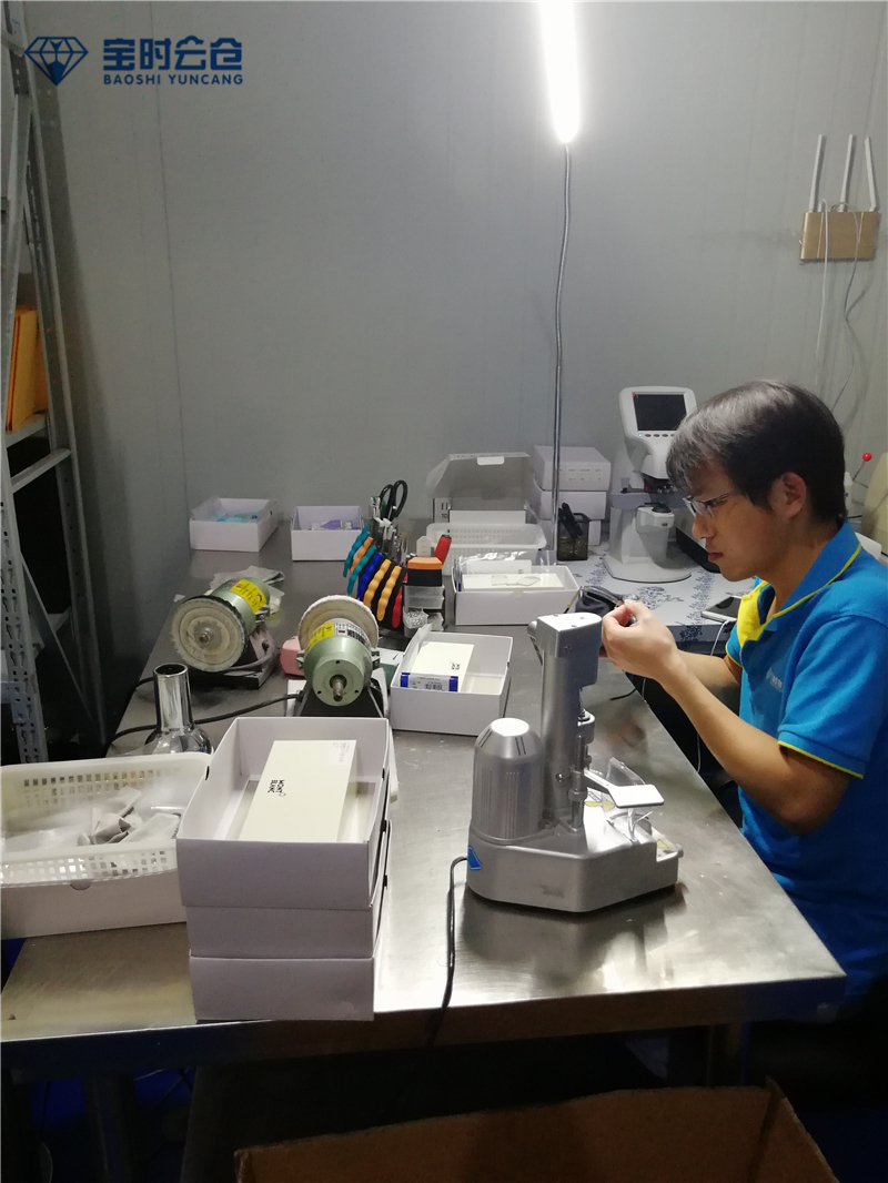 1616054148669386.jpg 配鏡作業現場1.jpg