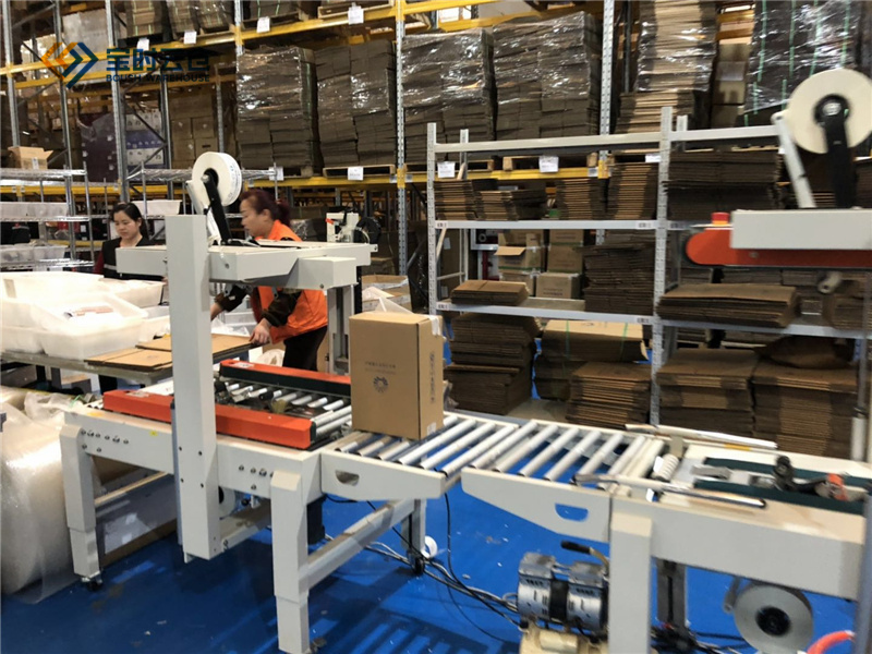 1680488021936960.jpg 紅酒包裝區(qū)2.jpg